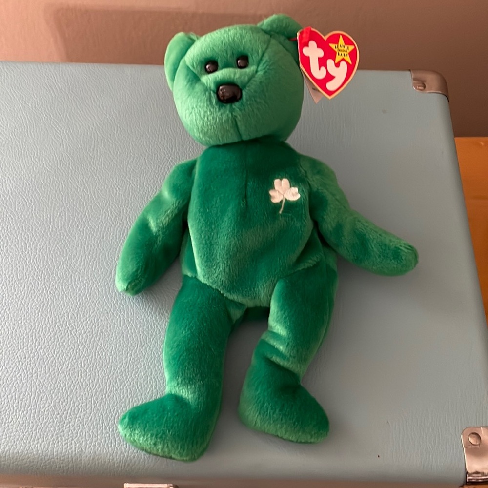 RARE Ty * Erin * Date of Birth:  March 17, 1997‎ * RARE Beanie Baby